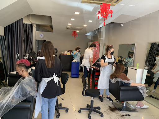 D' Estilo Hair Studio