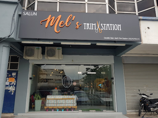 Mel's Trim Station