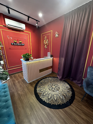 SS Glam Beauty Bar