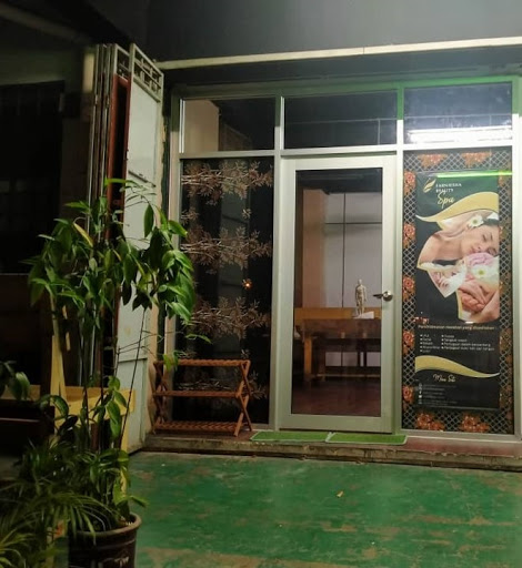 Farniesha Beauty Spa