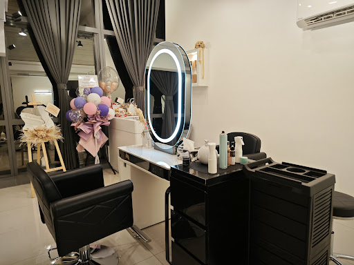 K’Muse Hair Studio