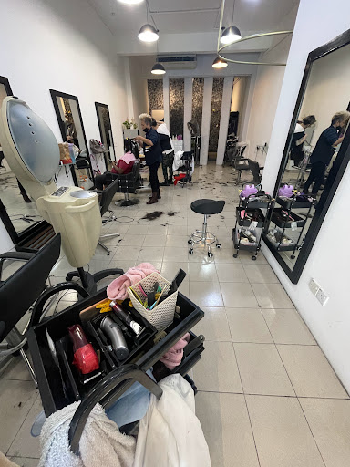 InsHair Zone Saloon (Muslimah Area Available)