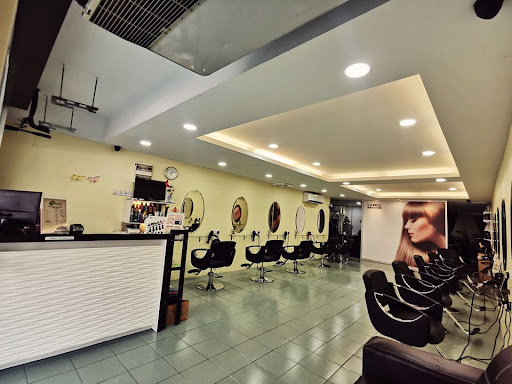 Farrah Beauty Hair Salon