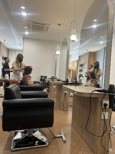 Hairstory • Puchong