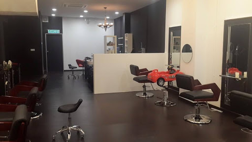 TOMO De HairStudio