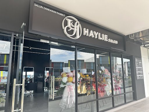HAYLIE SALON(Setia Ecohill Walk)