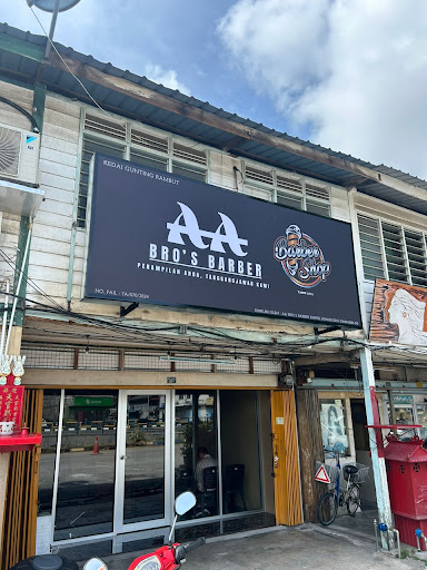 AA BRO'S BARBER