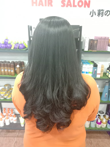 JR Quinn Hair Studio