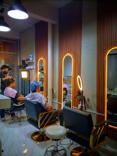 Lucky Spa Barber ( salon lelaki sahaja )