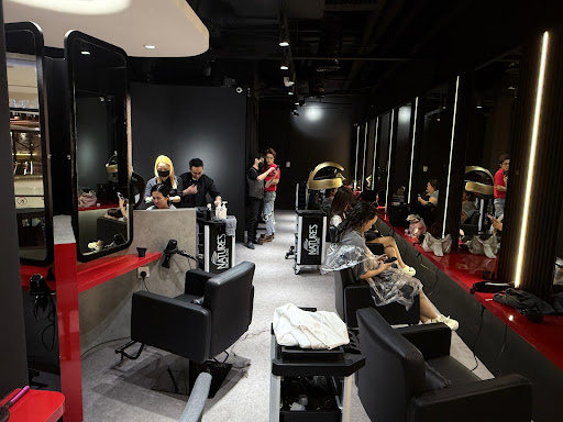 Reds Signature Hair Salon Komtar JBCC