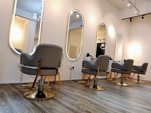 EB BEAUTY HAIR STUDIO
