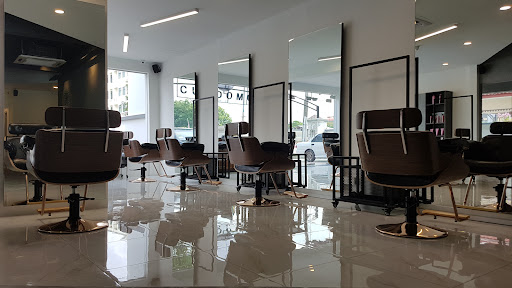 CUTDOMOS HAIR STUDIO PELANGI