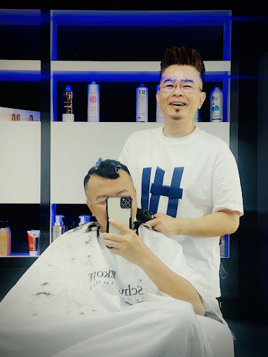 Danny Hair Studio