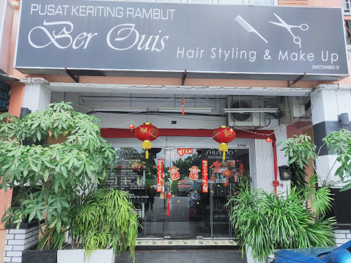 Ber Ouis Hair Styling