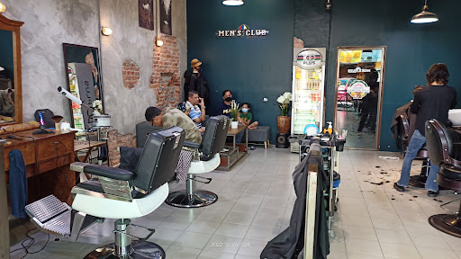 Men's Club Hairdressing