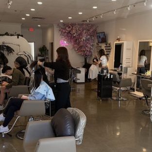 annie hair style studio