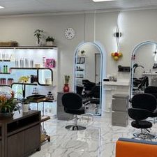 tetilo hair saloon